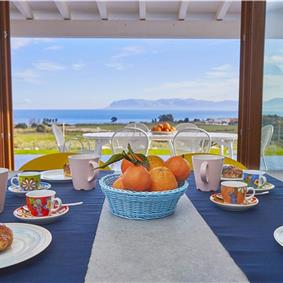 3 bedroom villa with pool, Scopello, sleeps 6